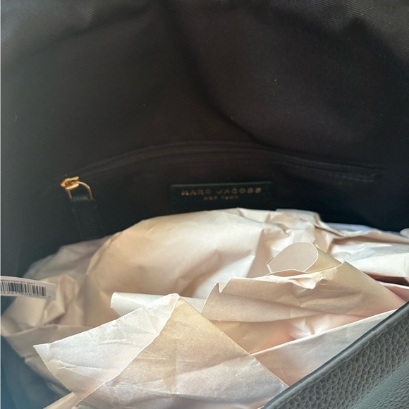 Marc Jacobs Black Crossbody Bag - Picture 2 of 4